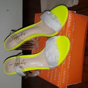 MACKIN J Neon Yellow heels